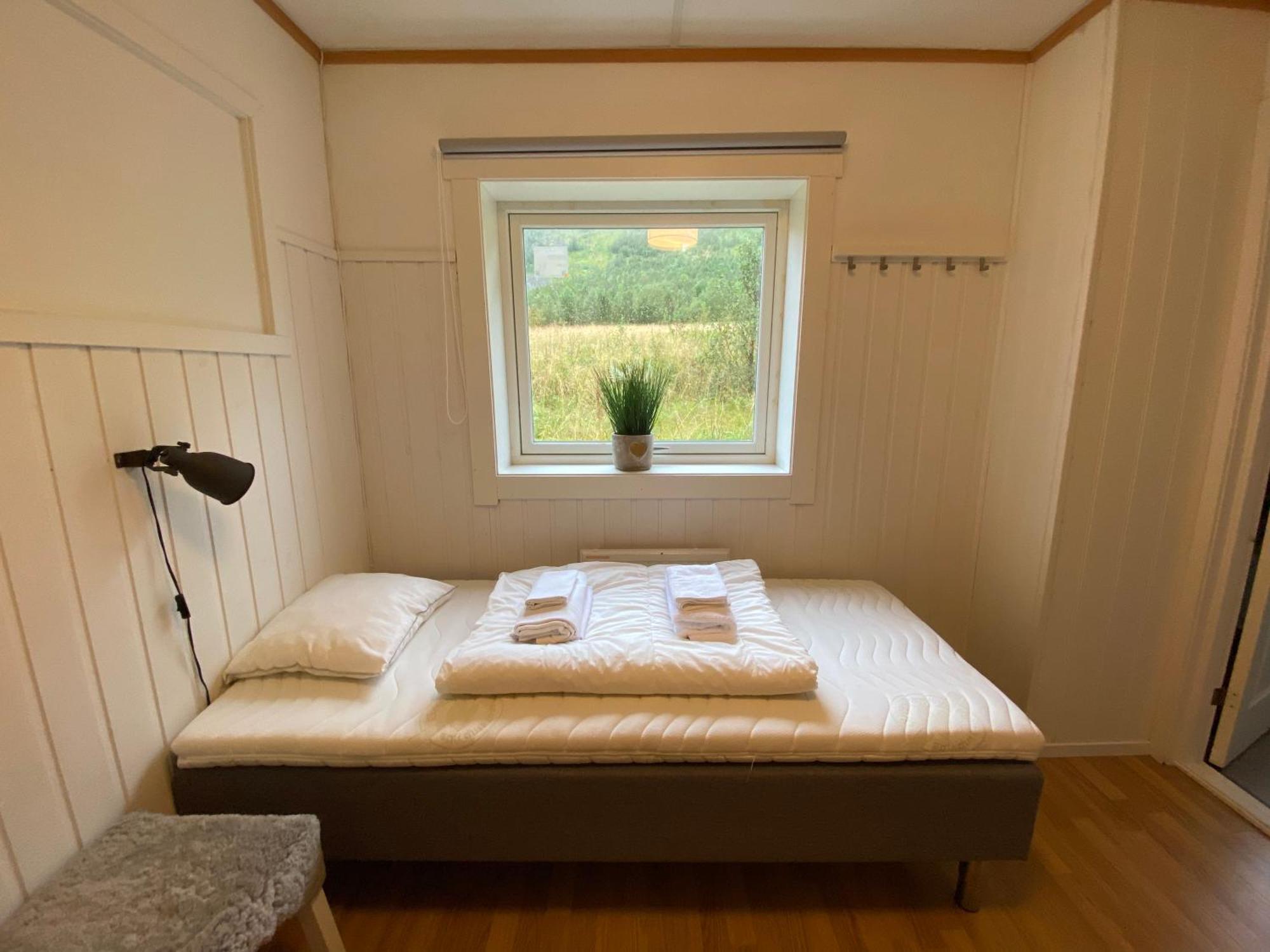 Northern Light Hotell/Camp Steinfjord Berg  エクステリア 写真